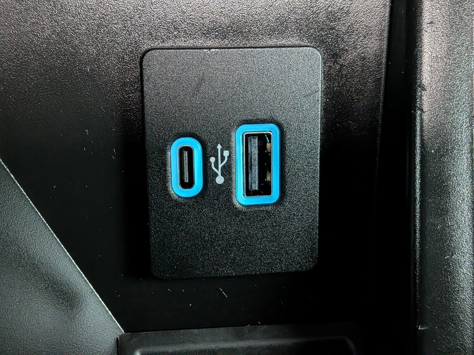 Certified 2024 Ford F150 Lariat w/ Equipment Group 502A High image 26