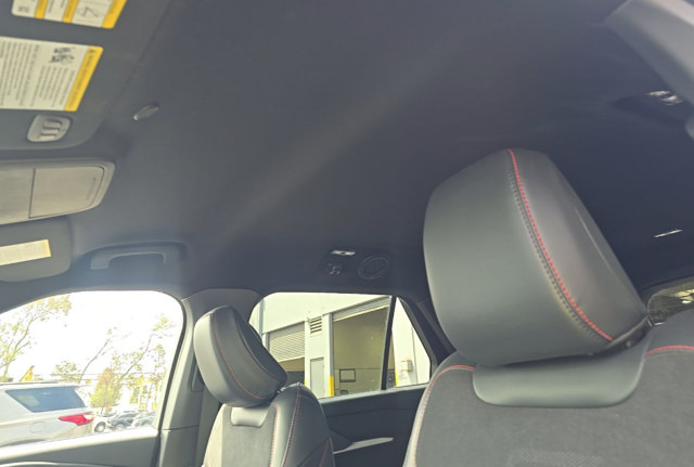 Certified 2025 Ford Explorer ST AWD/4WD image 10
