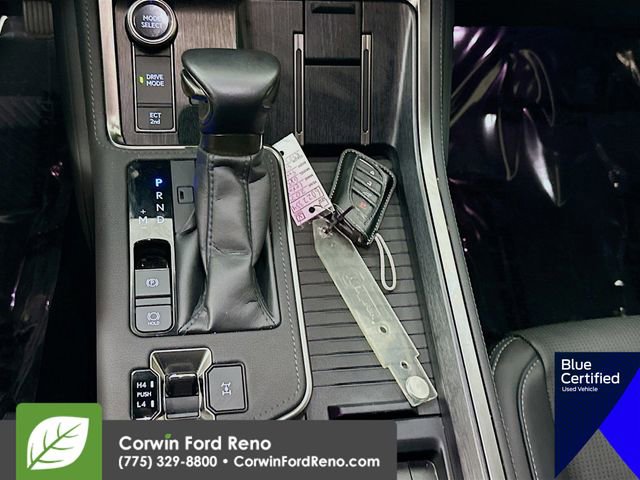Used 2024 Lexus GX 550 w/ Accessory Package (2T) AWD/4WD image 21