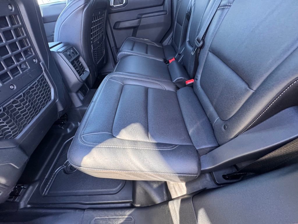 Certified 2025 Ford Bronco Badlands image 30