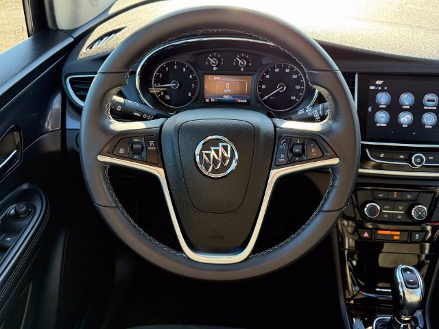 Used 2020 Buick Encore Preferred AWD/4WD image 27