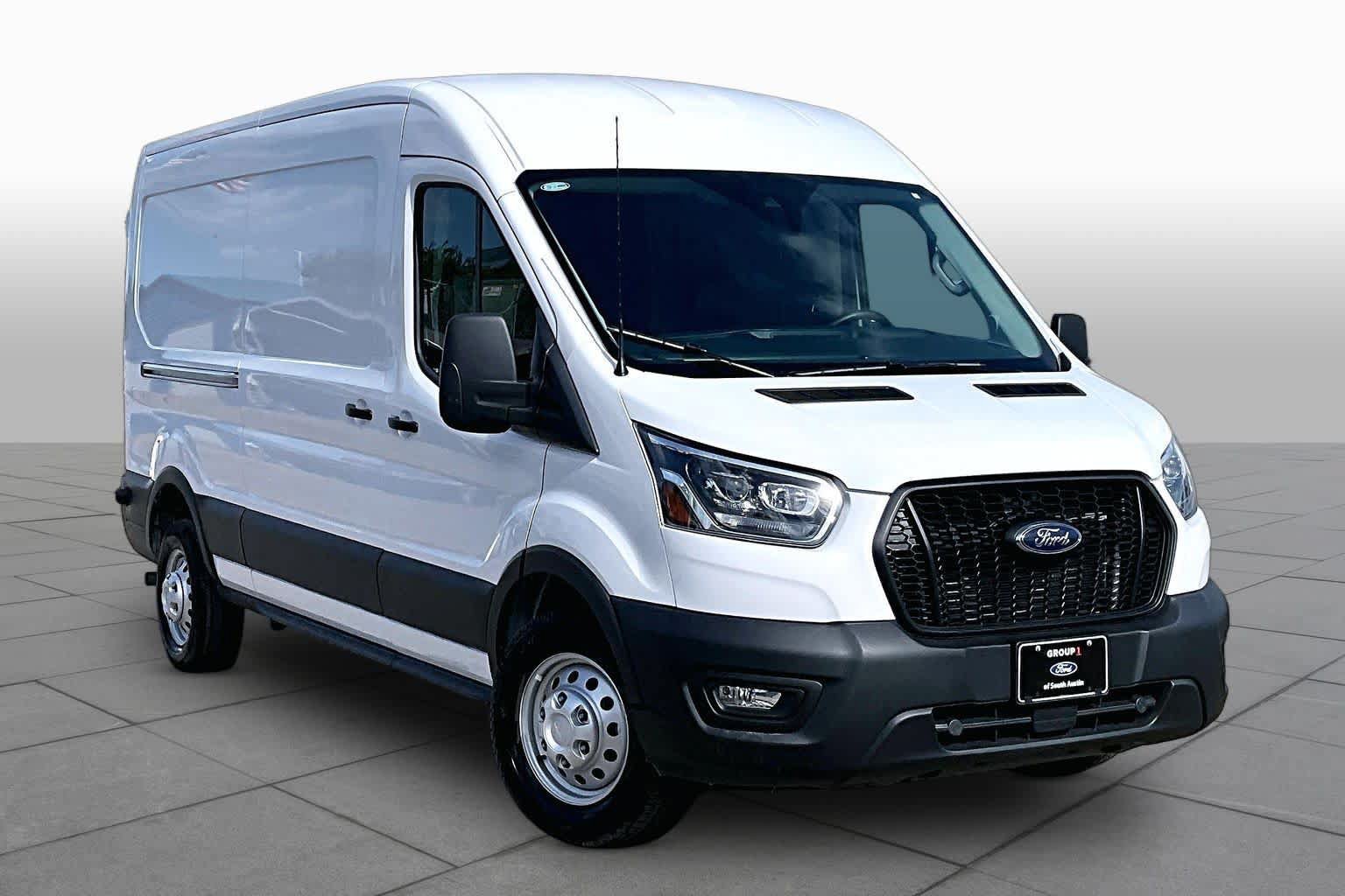 Certified 2025 Ford Transit 250 148 Medium Roof Extended AWD image 3