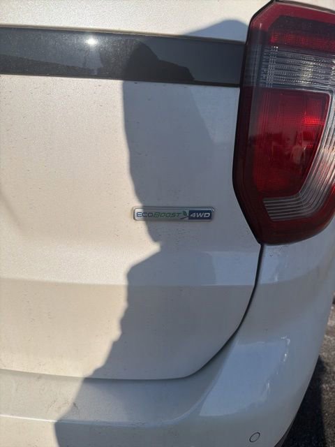 Certified 2017 Ford Explorer Sport w/ Equipment Group 401A image 8