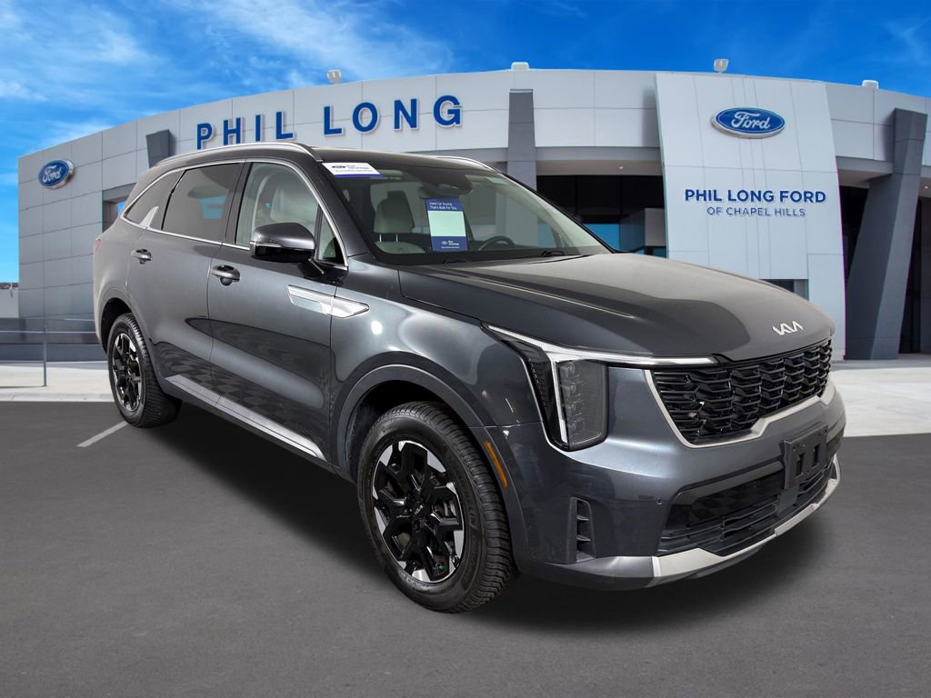 Used 2025 Kia Sorento S AWD/4WD image 7