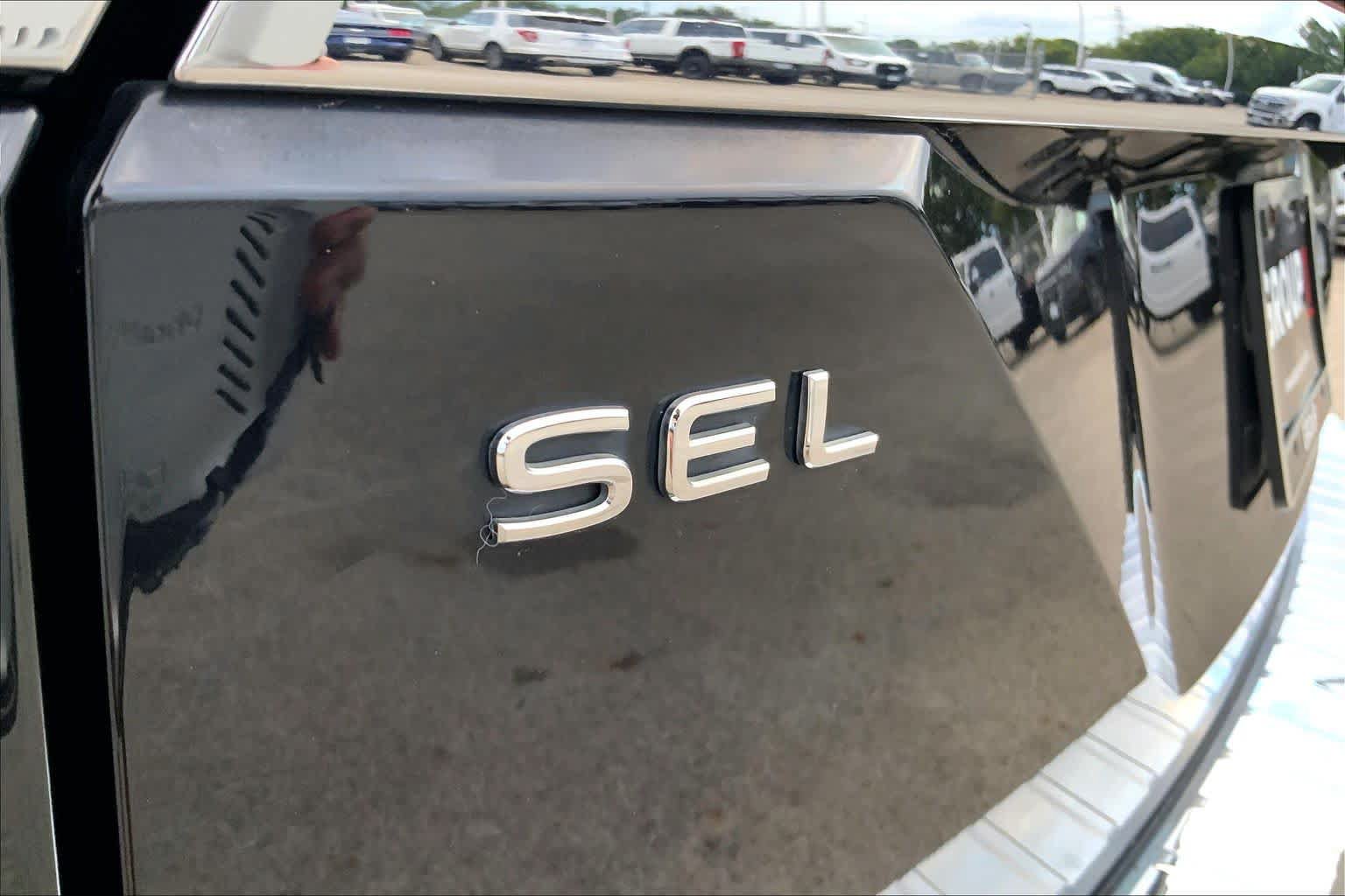 Used 2024 Volkswagen Atlas SEL Premium R-Line AWD/4WD image 9