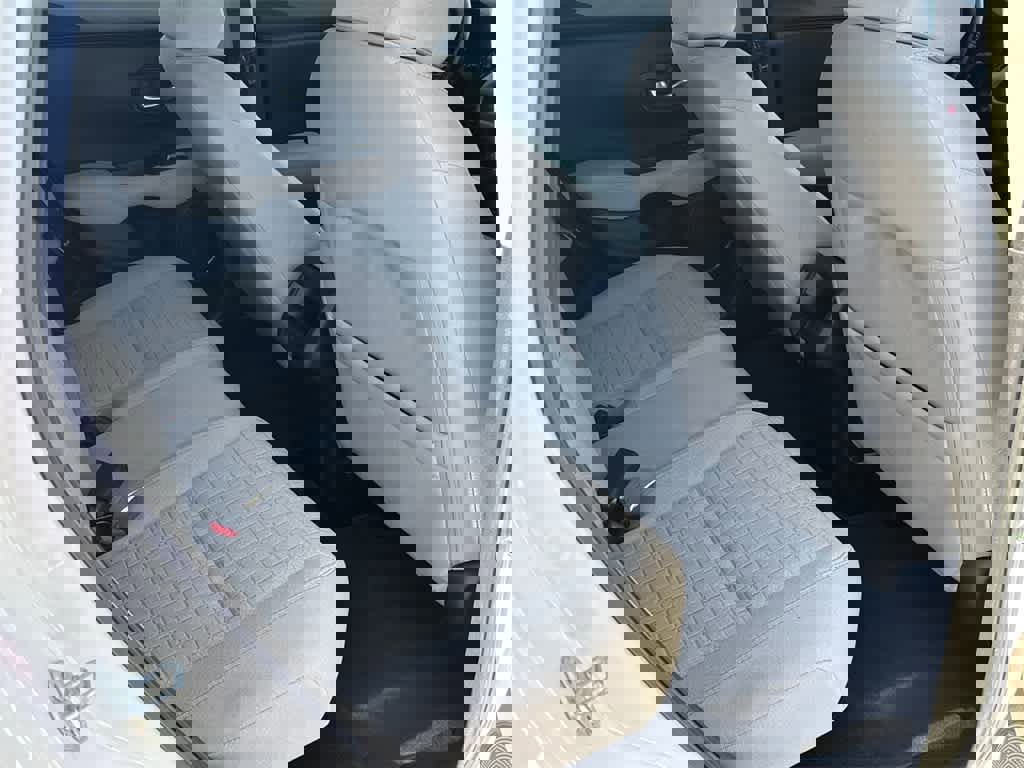 Used 2024 Honda HR-V LX image 14