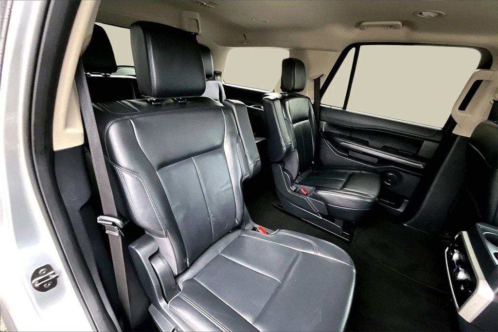 Certified 2023 Ford Expedition XLT image 27
