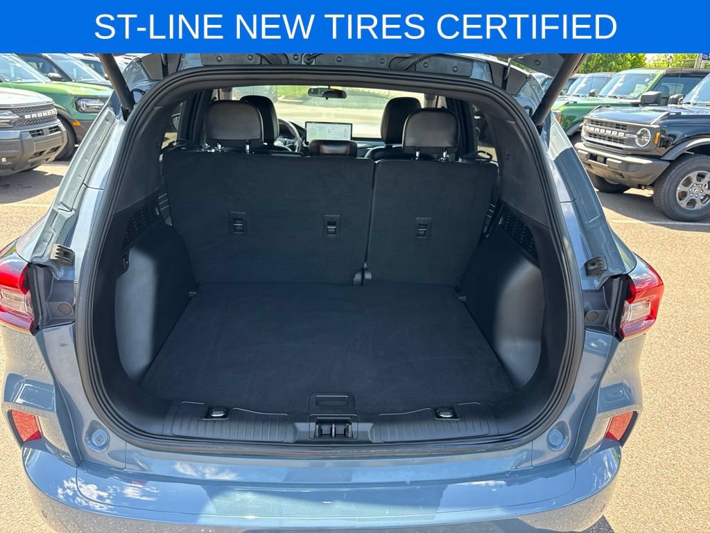 Certified 2023 Ford Escape ST-Line w/ Tech Pack #1 AWD/4WD image 35