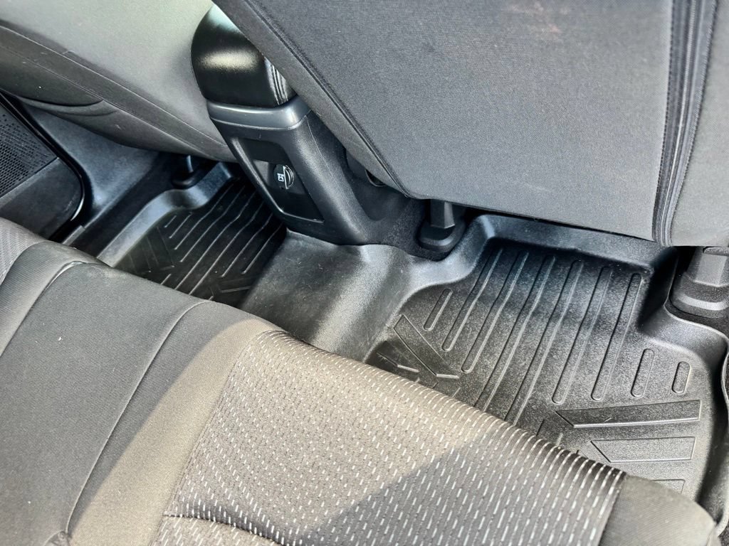 Used 2019 Dodge Journey SE FWD image 20