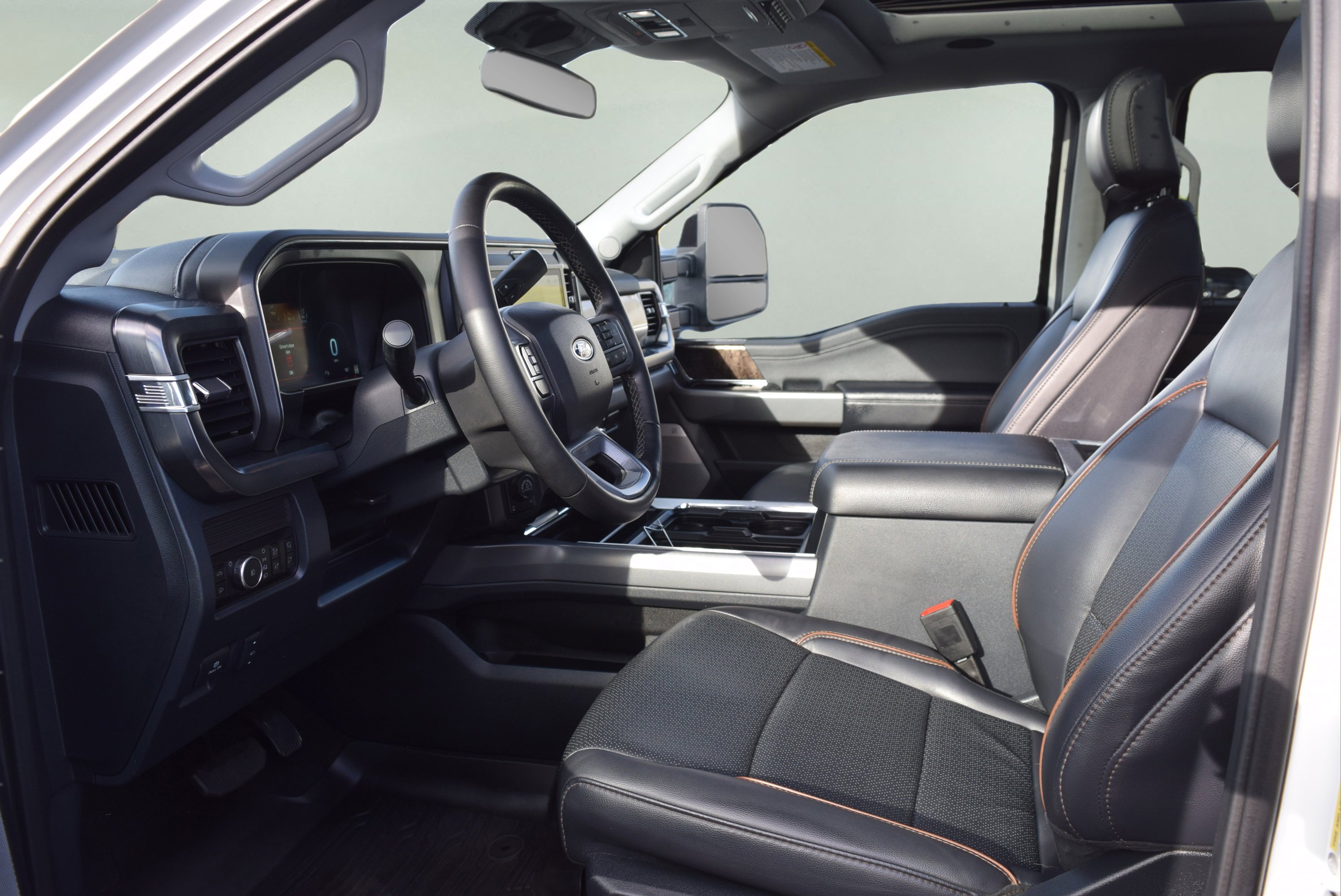 Certified 2025 Ford F350 Lariat w/ Lariat Ultimate Package AWD/4WD image 12