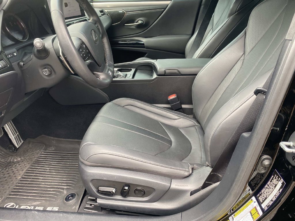 Used 2023 Lexus ES 350 F Sport w/ Accessory Package (Z2) FWD image 19