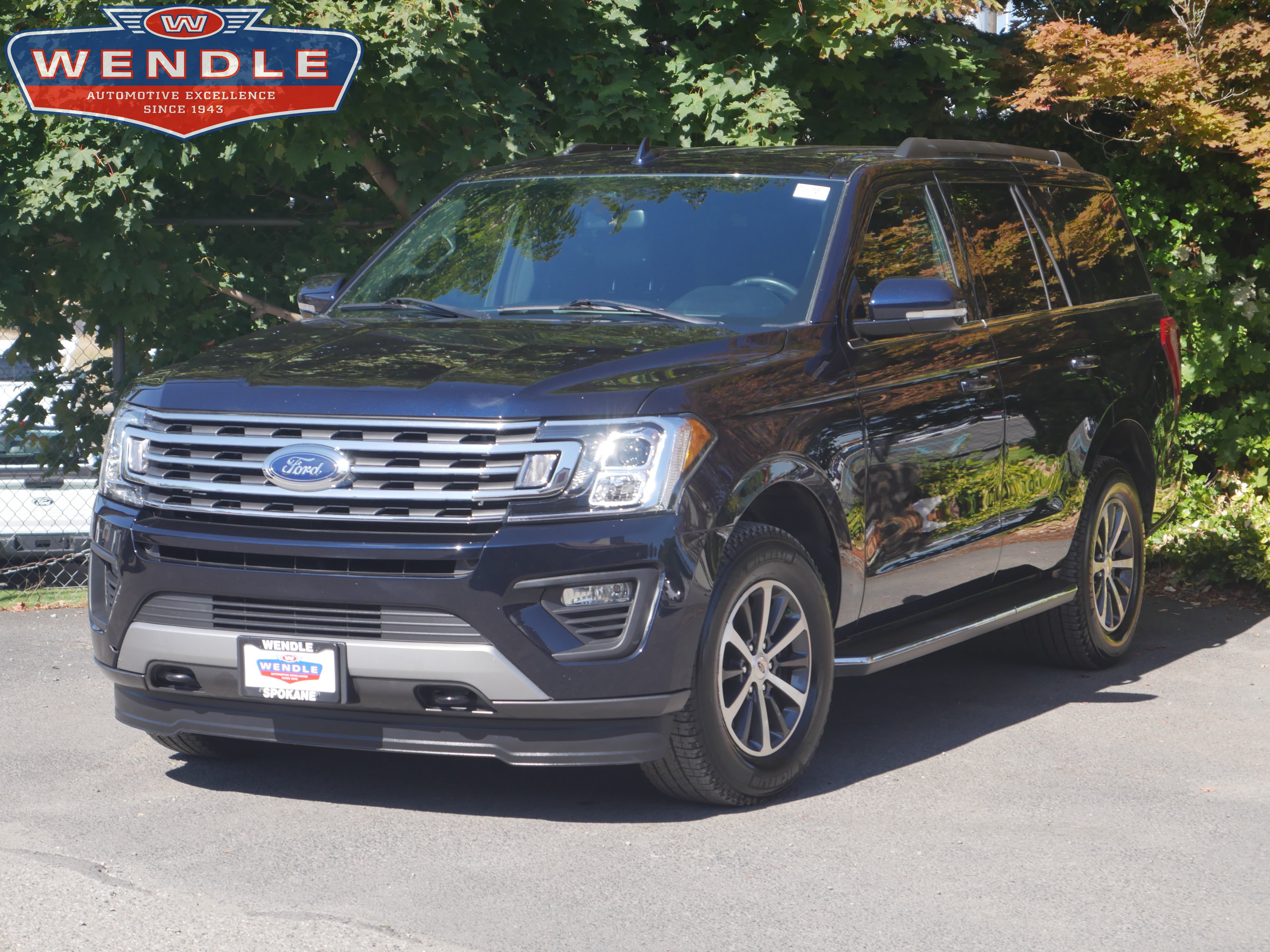Certified 2021 Ford Expedition XLT AWD/4WD image 1