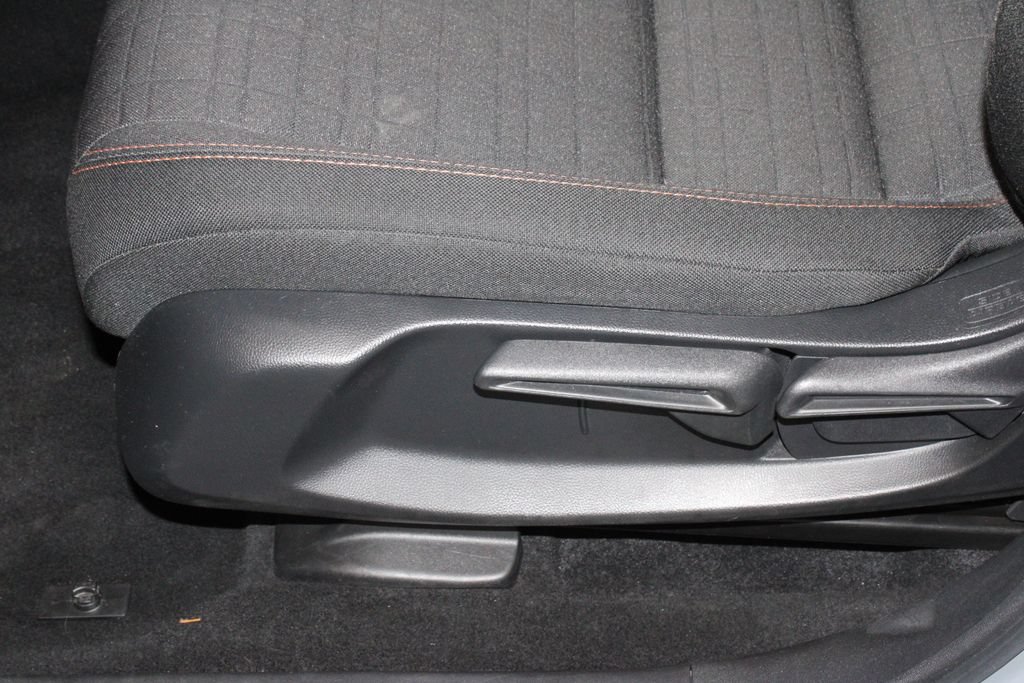 Used 2025 Honda HR-V Sport image 23