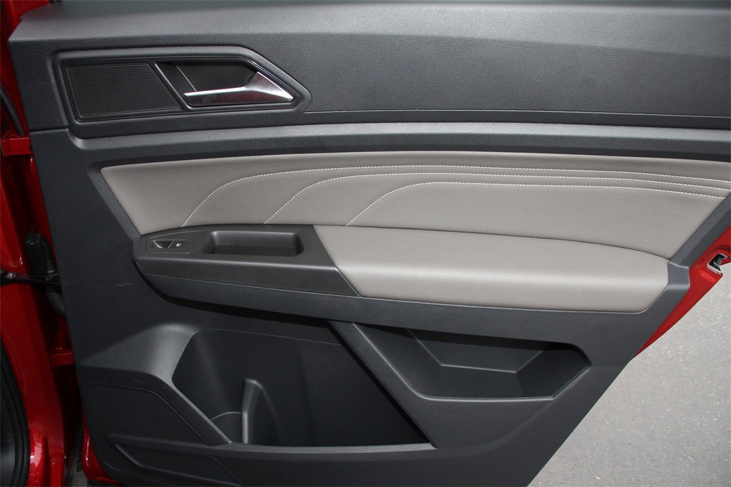 Used 2023 Volkswagen Atlas Cross Sport SE w/ Black Wheel Package image 26