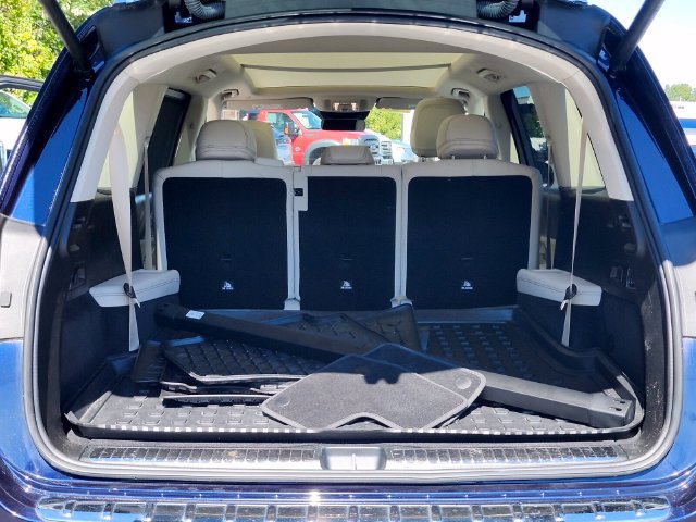 Used 2021 Mercedes-Benz GLS 450 4MATIC image 33