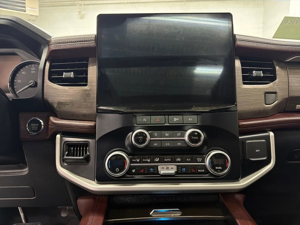 Certified 2024 Ford Expedition Limited image 23