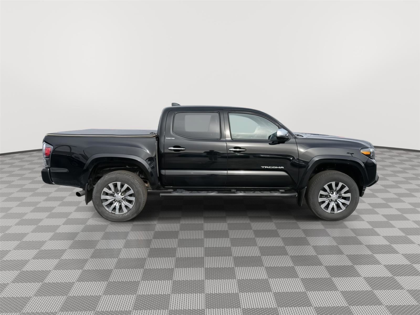 Used 2023 Toyota Tacoma Limited image 6