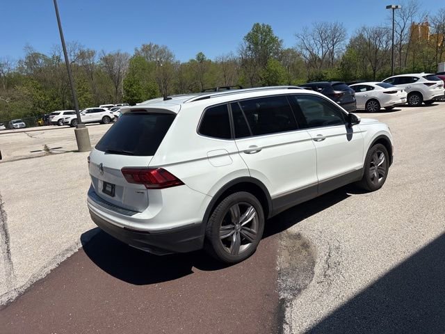 Used 2021 Volkswagen Tiguan SEL AWD/4WD image 30