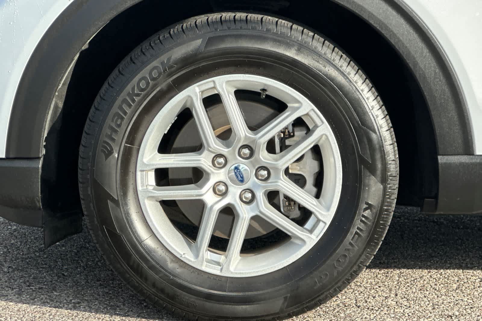 Certified 2025 Ford Explorer Active AWD/4WD image 28