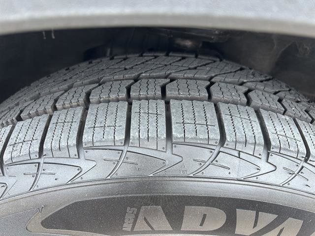 Certified 2023 Ford Explorer XLT image 10