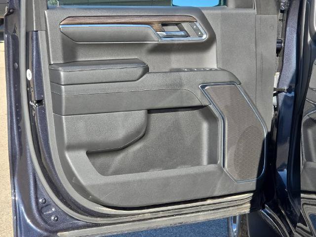 Used 2024 Chevrolet Silverado 1500 LT AWD/4WD image 12