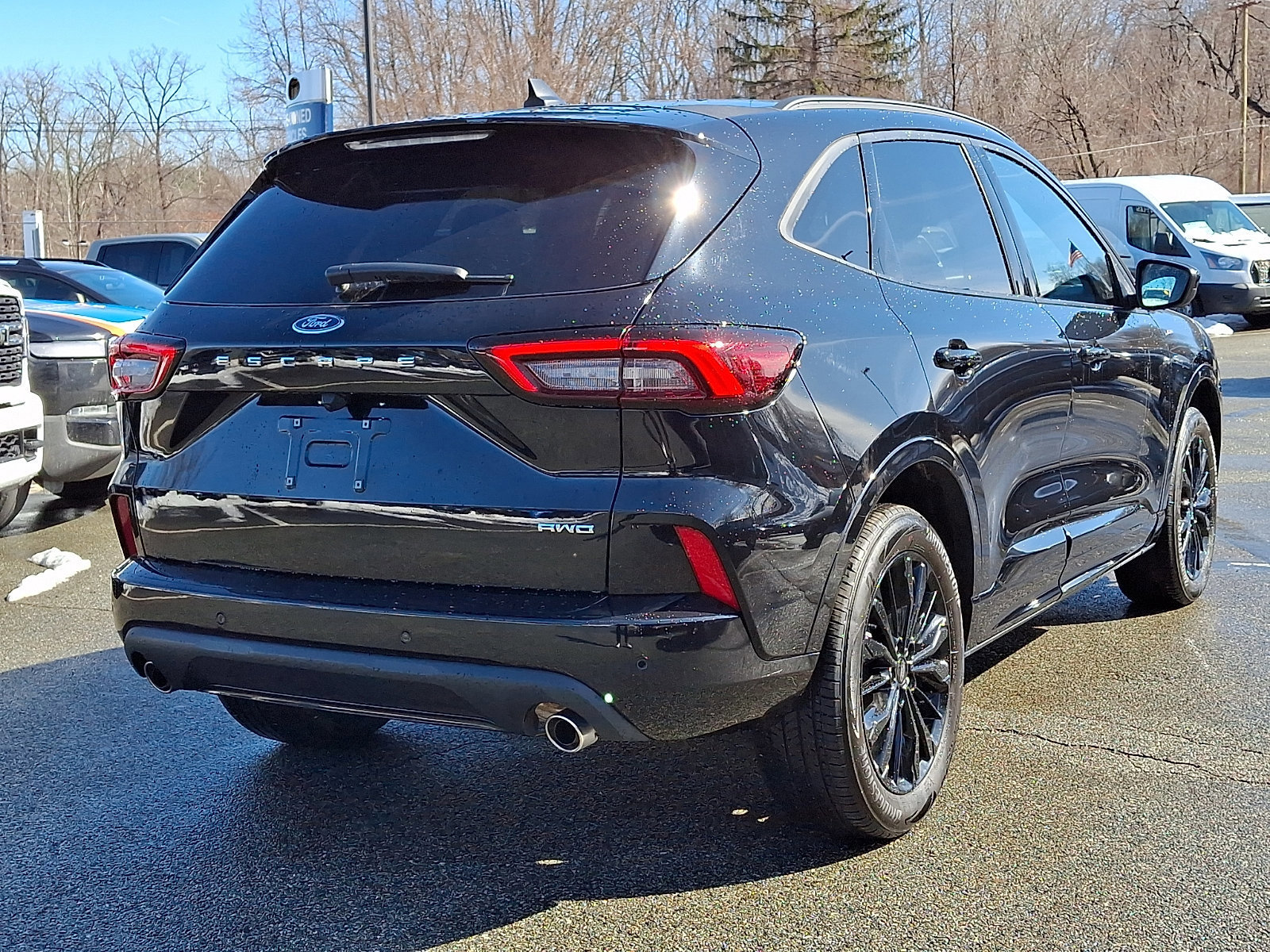 Certified 2025 Ford Escape ST-Line Elite w/ Premium Technology Package AWD/4WD image 7