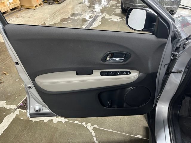 Used 2022 Honda HR-V LX image 22