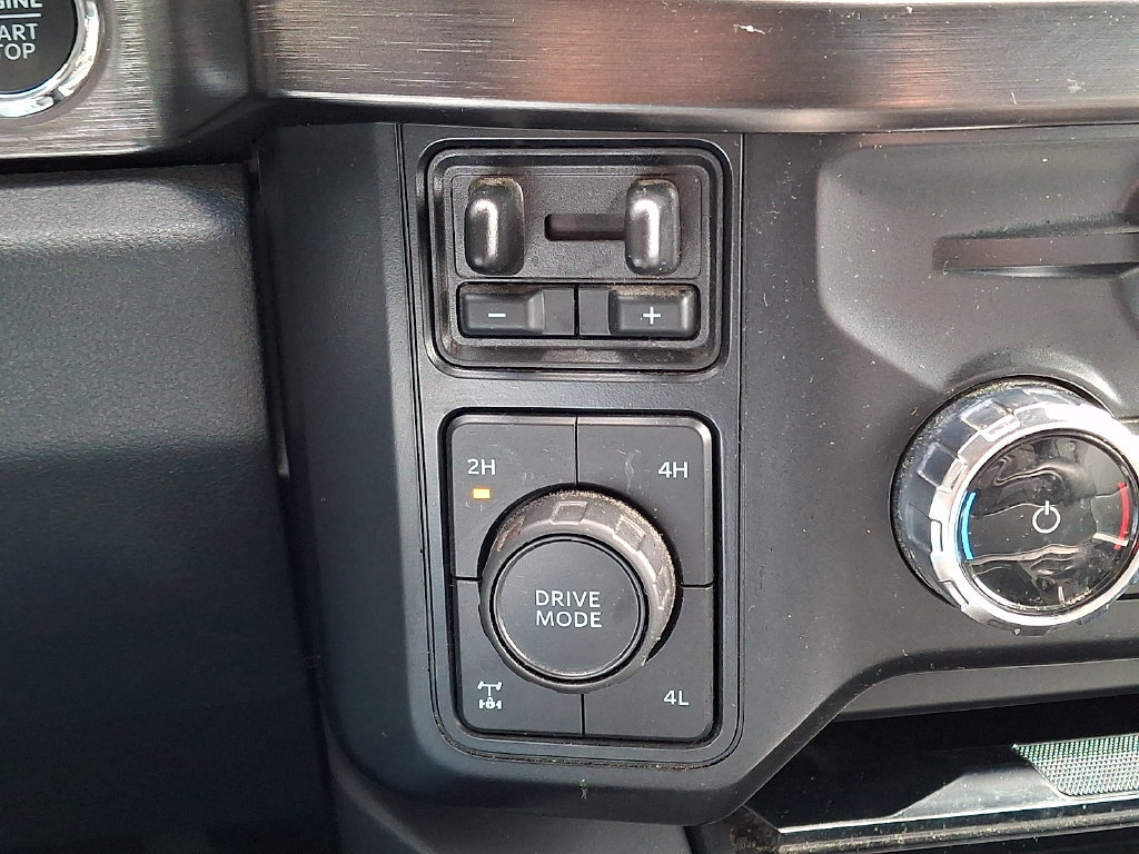Certified 2024 Ford F250 Lariat w/ Lariat Ultimate Package AWD/4WD image 24