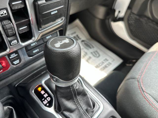 Used 2024 Jeep Wrangler Unlimited Rubicon AWD/4WD image 18