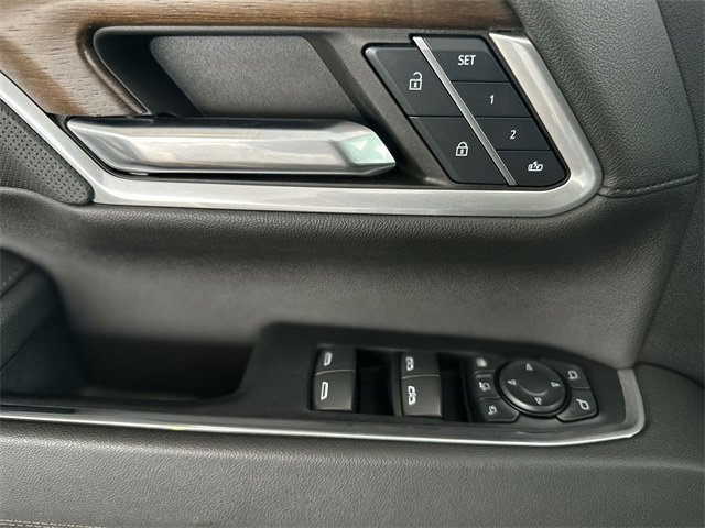 Used 2024 Chevrolet Silverado 3500 High Country w/ High Country Premium Package image 14