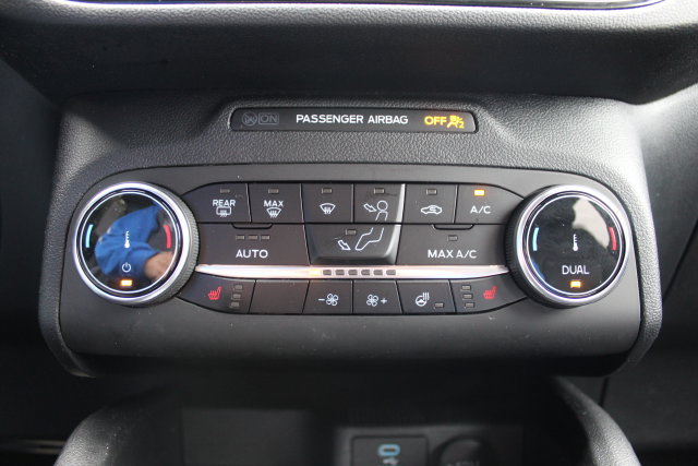 Certified 2023 Ford Escape ST-Line Select AWD/4WD image 36