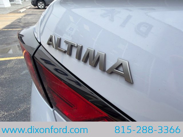 Used 2024 Nissan Altima 2.5 SR w/ SR Premium Package FWD image 29