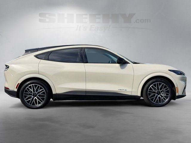 Certified 2025 Ford Mustang Mach-E Premium AWD/4WD image 10