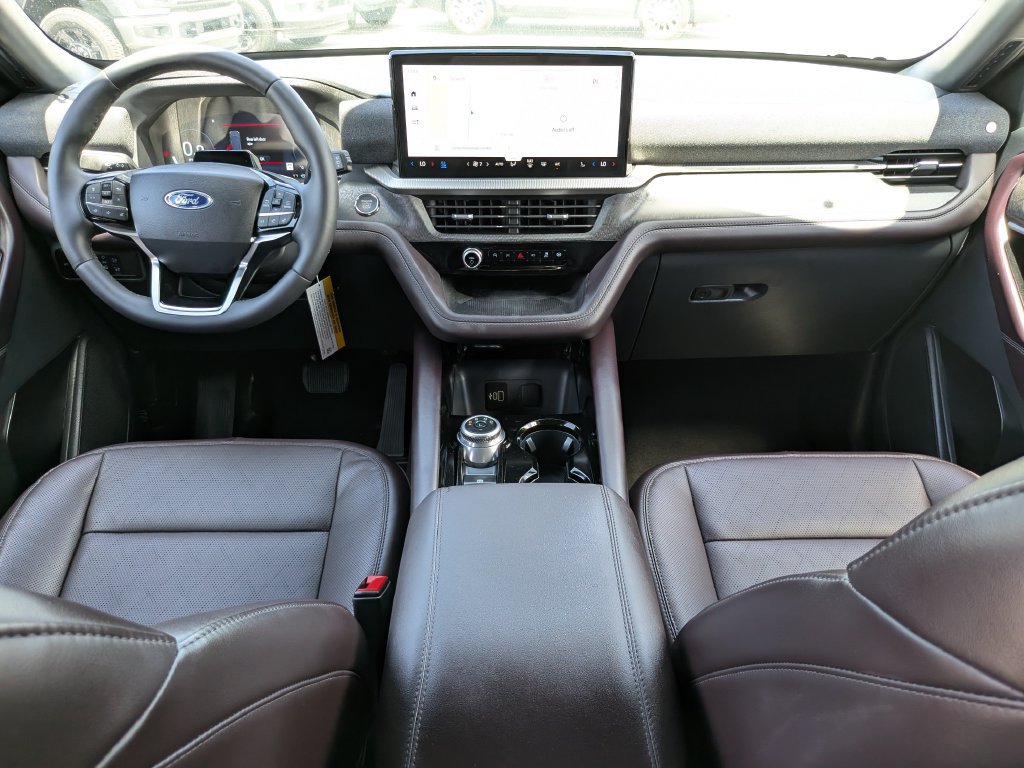 Certified 2026 Ford Explorer Platinum RWD image 13
