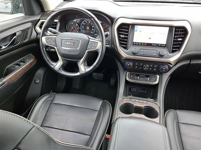 Used 2021 GMC Acadia Denali w/ Denali Ultimate Package AWD/4WD image 15