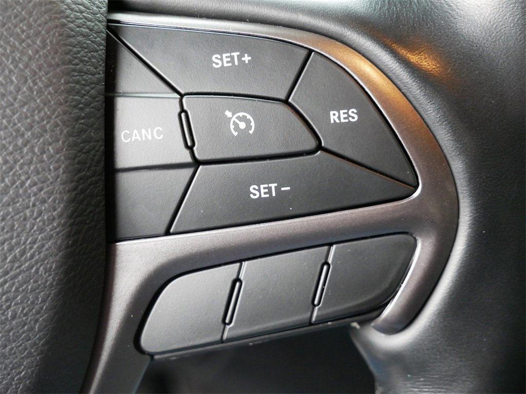 Used 2020 Jeep Grand Cherokee Limited X image 18