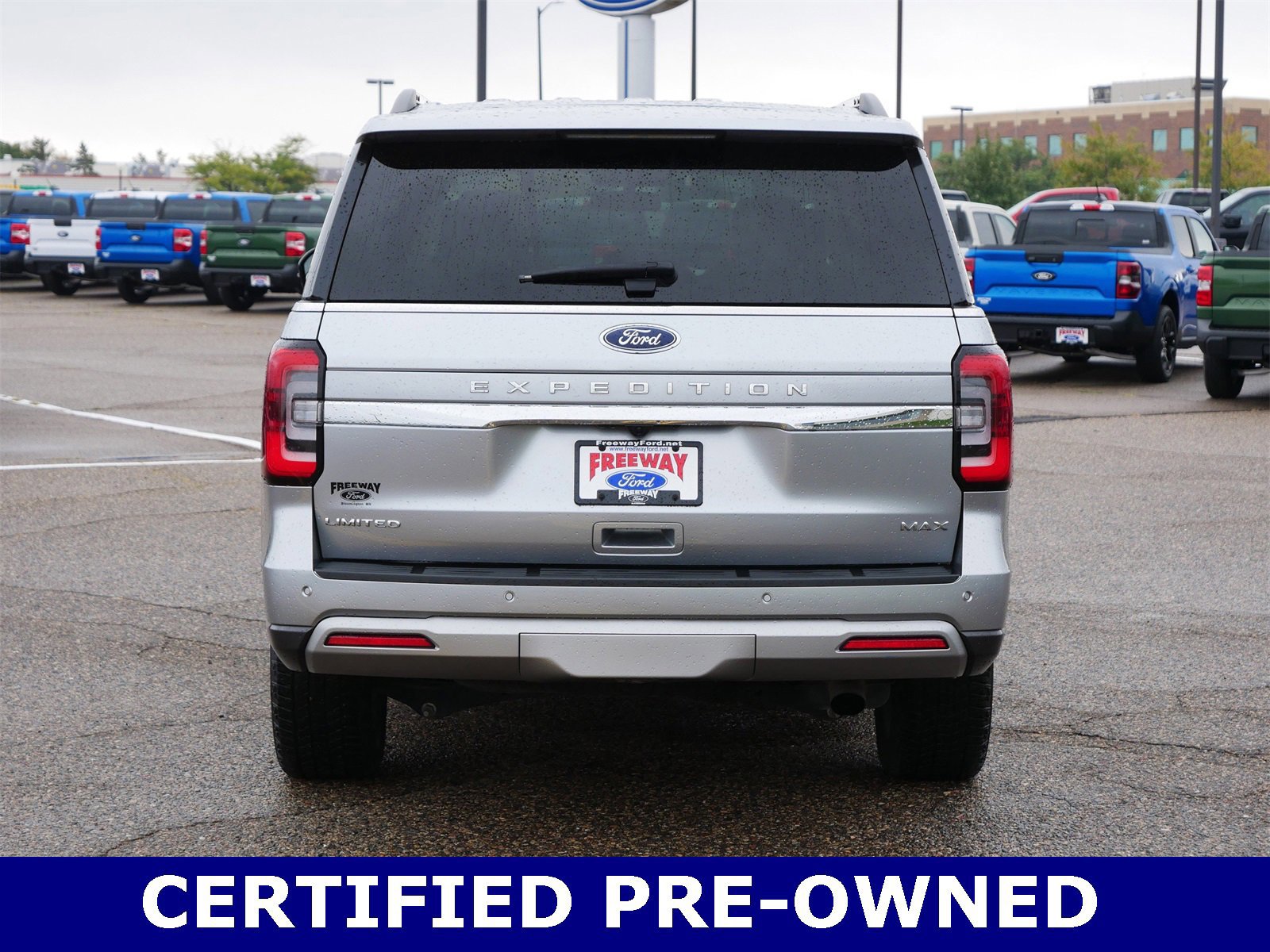 Certified 2024 Ford Expedition Max Limited image 3