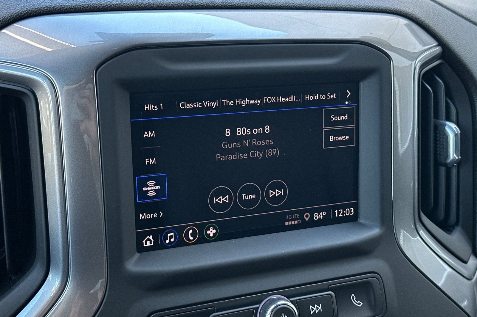 Used 2025 Chevrolet Silverado 2500 Custom w/ Custom Value Package image 16