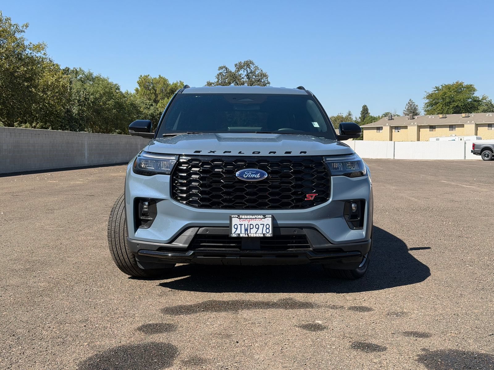 Certified 2025 Ford Explorer ST AWD/4WD image 12