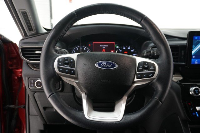Certified 2022 Ford Explorer Limited w/ Hybrid Equipment Group 310A RWD image 24