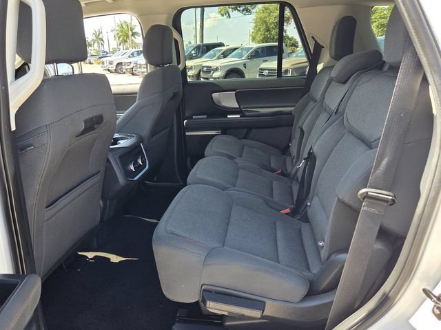 Certified 2025 Ford Expedition Active RWD image 13