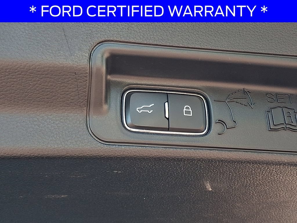 Certified 2022 Ford Explorer Limited AWD/4WD image 32