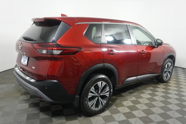 Used 2022 Nissan Rogue SV FWD image 4