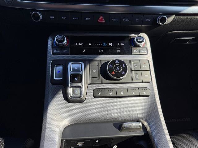 Used 2024 Hyundai Palisade Calligraphy AWD/4WD image 18