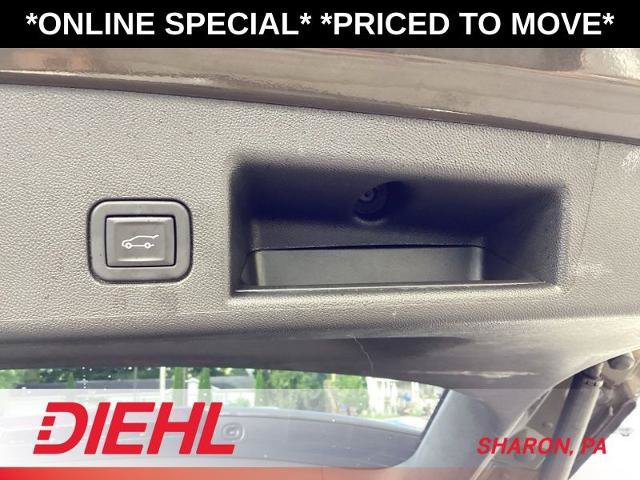 Used 2023 Chevrolet Equinox LT AWD/4WD image 15