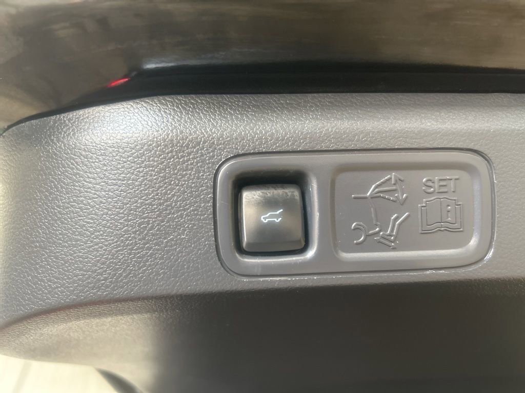 Certified 2022 Ford Expedition Max Platinum image 40