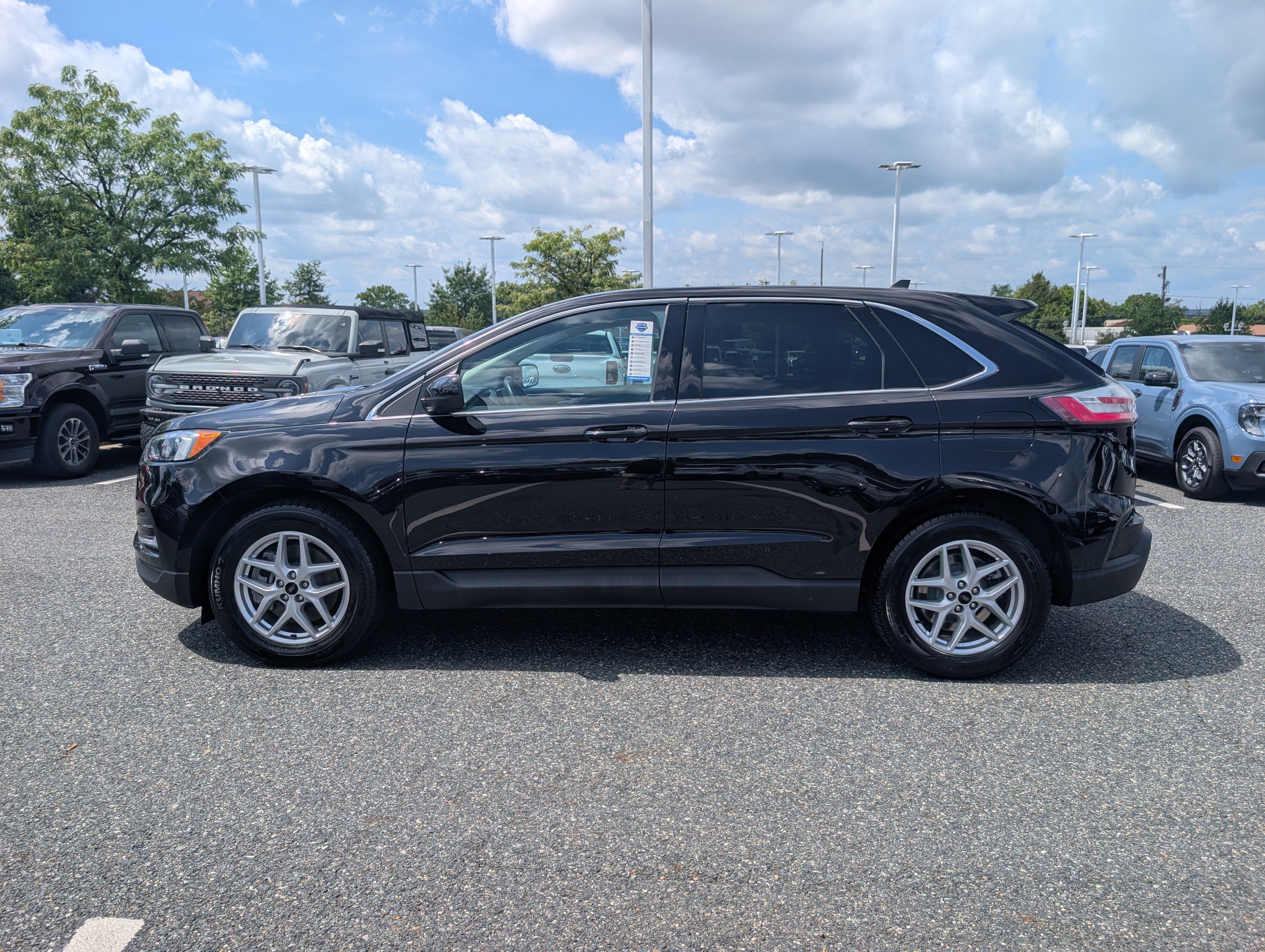 Certified 2024 Ford Edge SEL AWD/4WD image 6