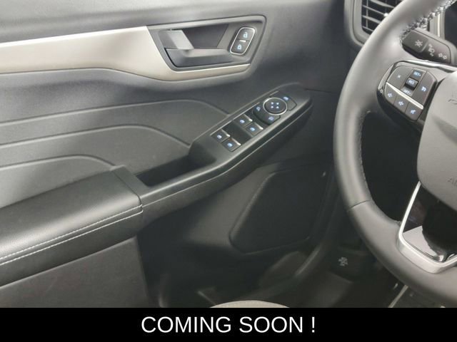 Certified 2022 Ford Escape SE w/ Cold Weather Package image 32