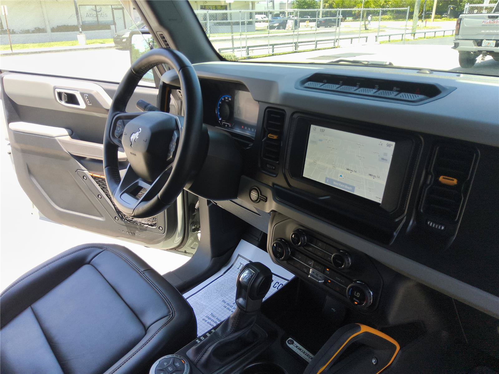 Certified 2023 Ford Bronco Badlands w/ Sasquatch Package AWD/4WD image 27