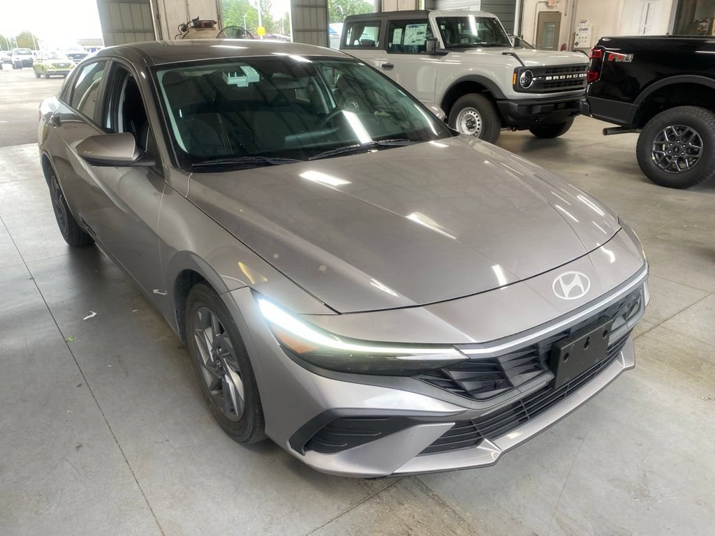 Used 2024 Hyundai Elantra SEL